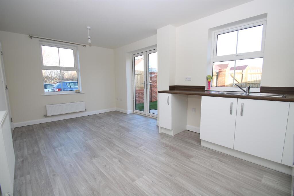 Mint Grove, Melksham