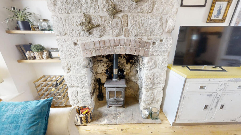 St-Georges-Road-Portland-Dorset-UK-06022025_131202