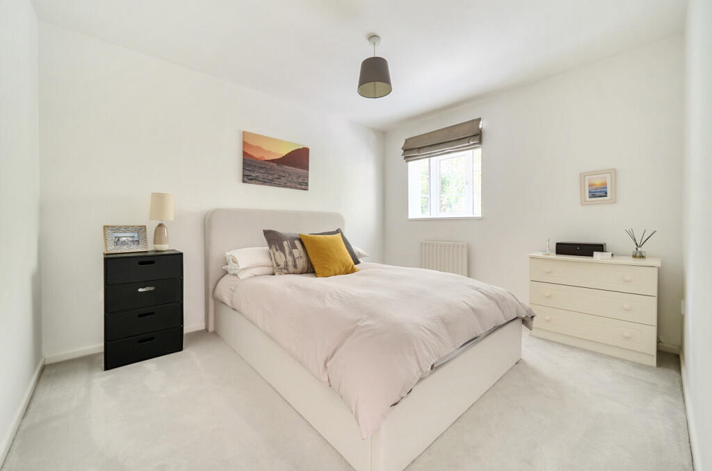 1336877-2-689b47c...