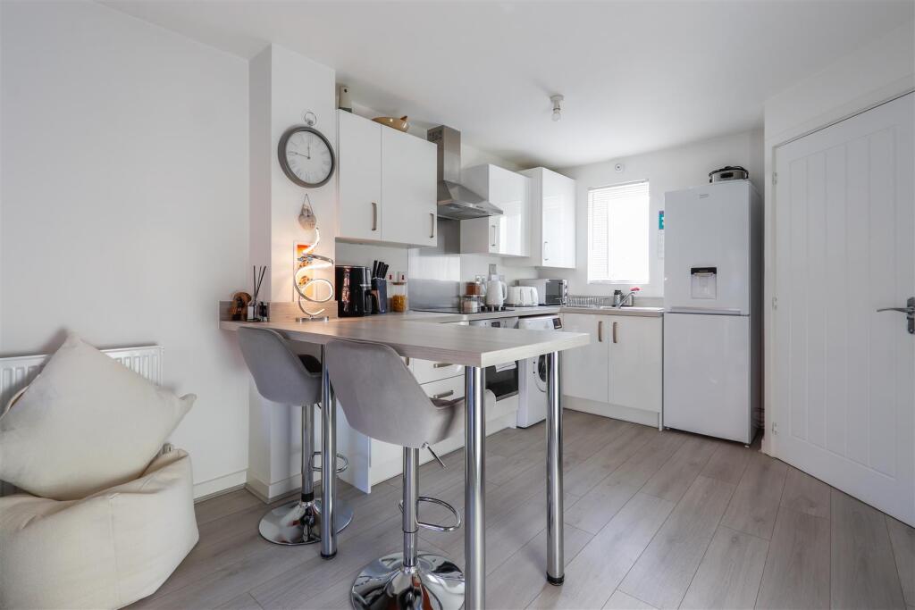 OPEN PLAN LIVING/KITCHEN/DINING ROOM