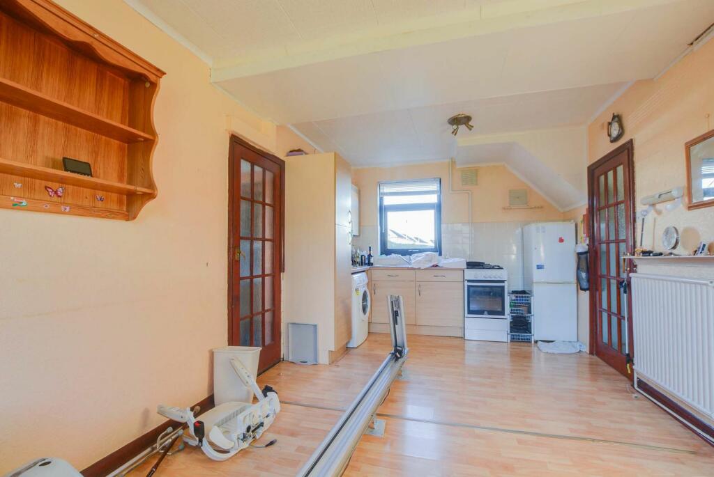 Fitted Dining Kitchen