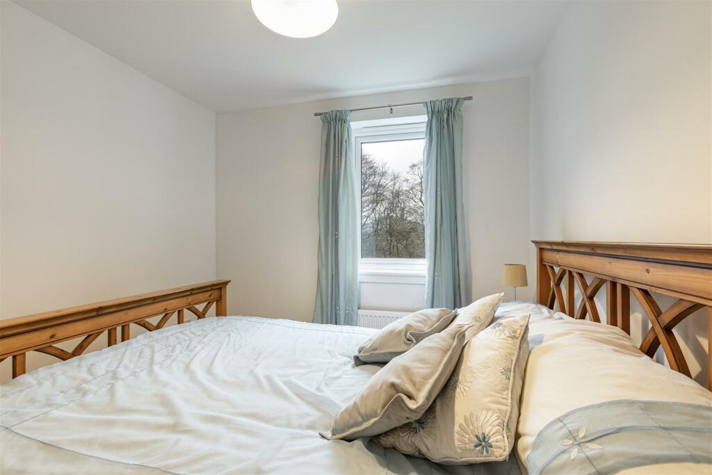 8 Knoll Park Drive Galashiels 39.JPG