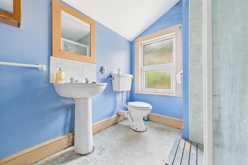 12 Herapath Street, Barton Hill, Bristol, BS5 9SE 