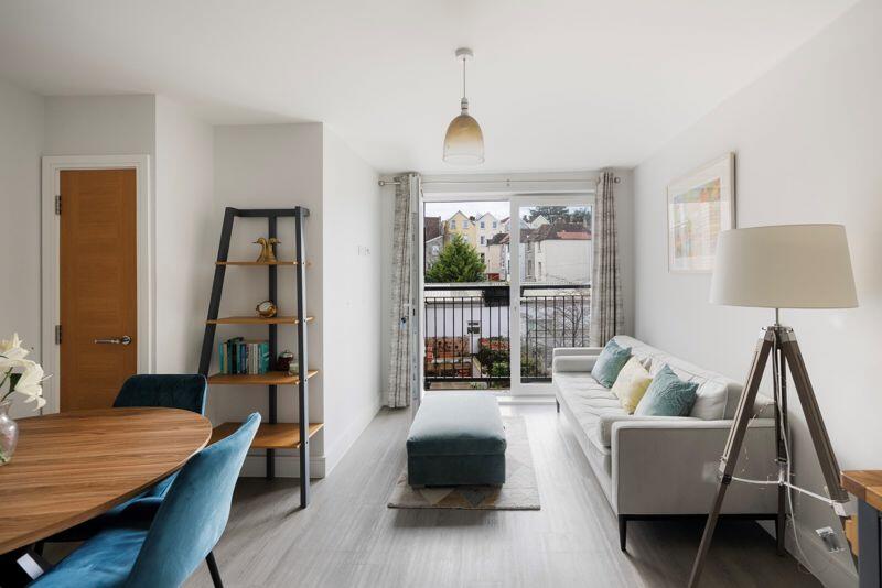 Living/Dining Area