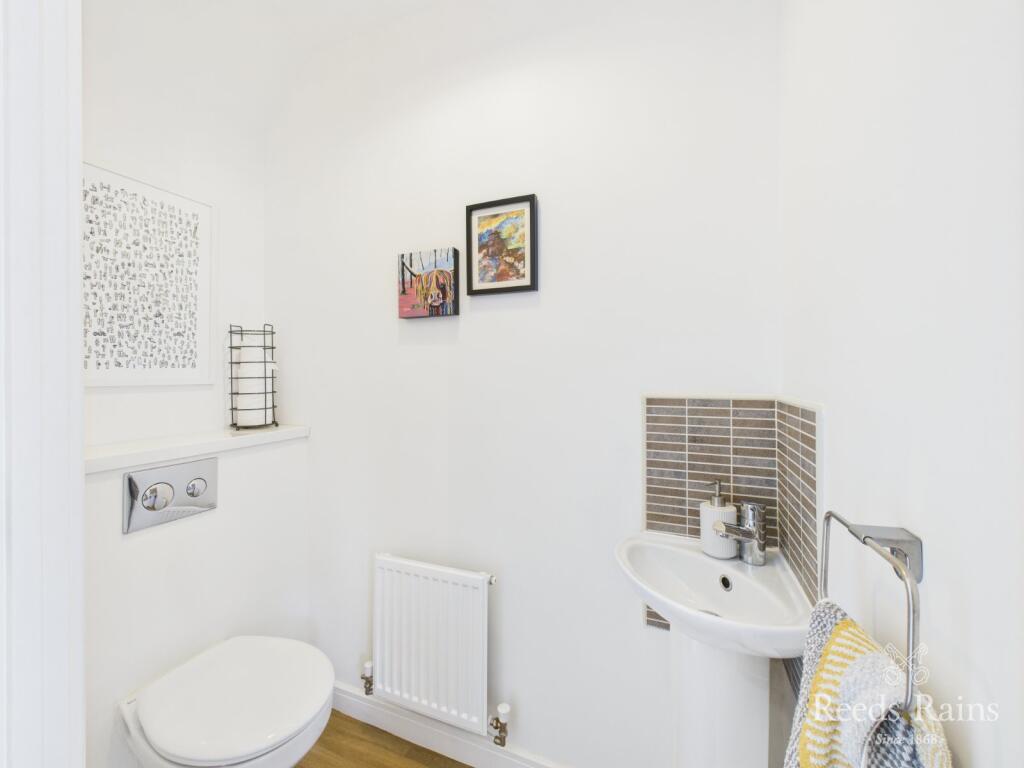 Ground Floor Wc