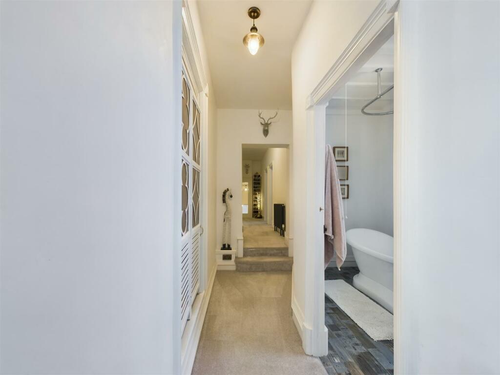 Landing/Hallway