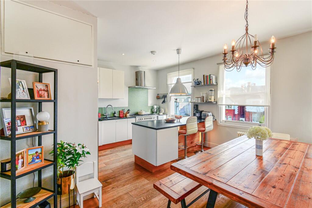 Kitchen/Diner P4