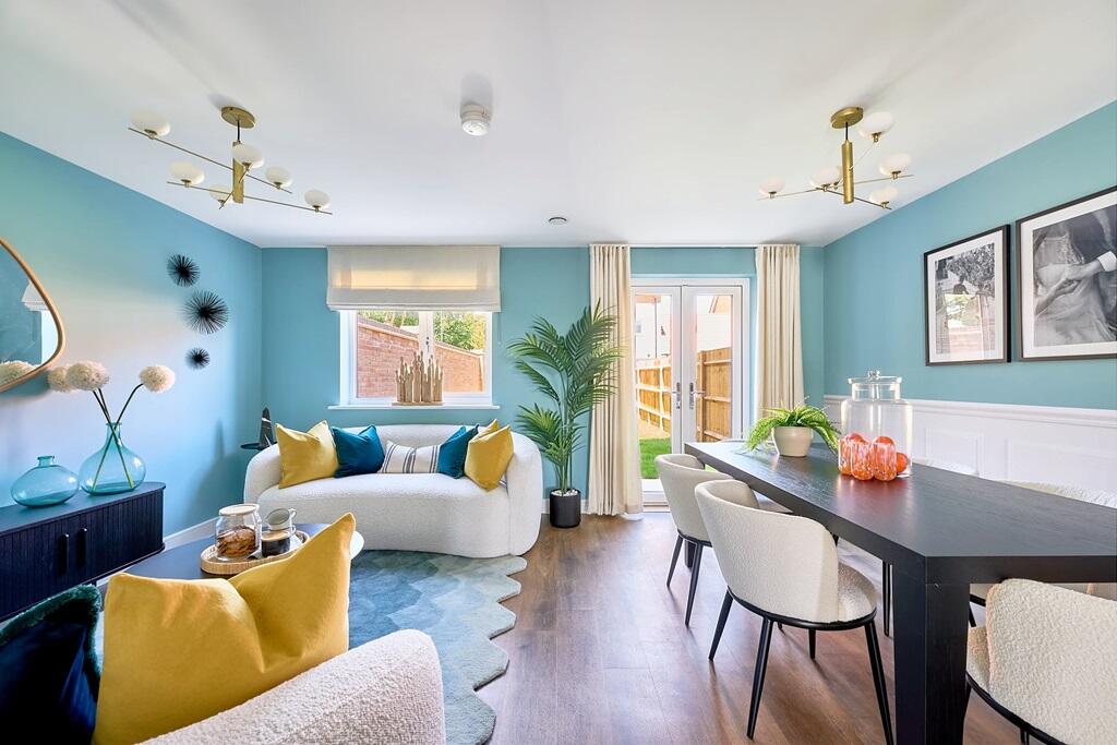Enjoy meal times in view of the garden