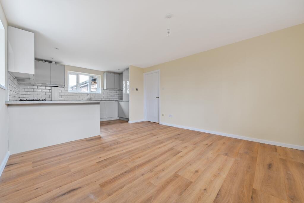 Kitchen/Lounge