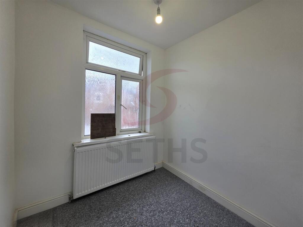 Bedroom 3/Study