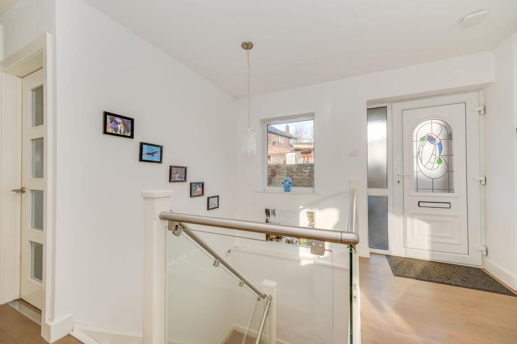 ENTRANCE HALLWAY