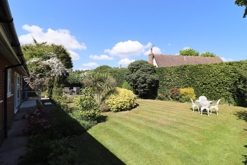 Garden 4 19-05-20...