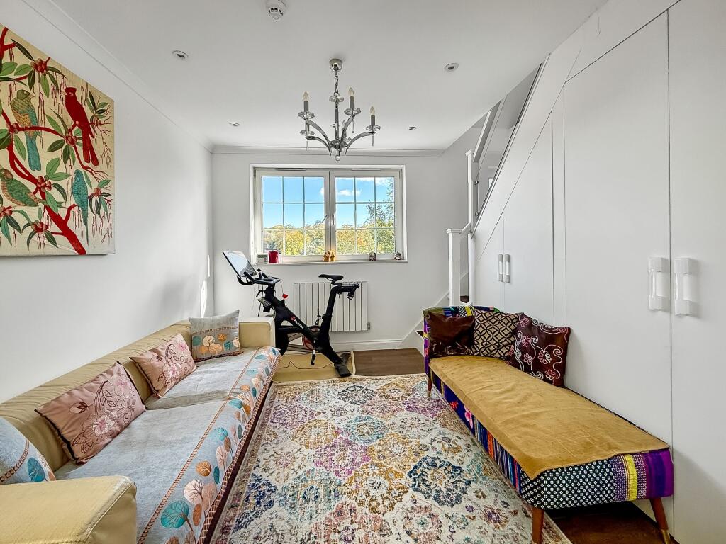 Kingswood Way, South Croydon, CR2