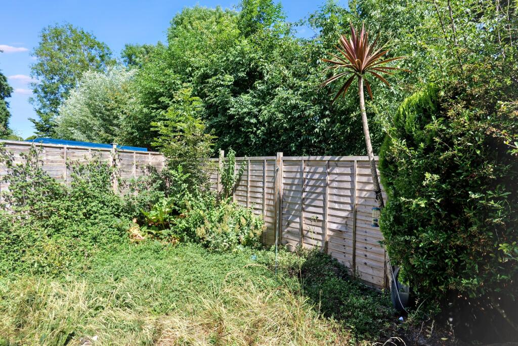 9 Madison Close, Gosport, PO13 9UL