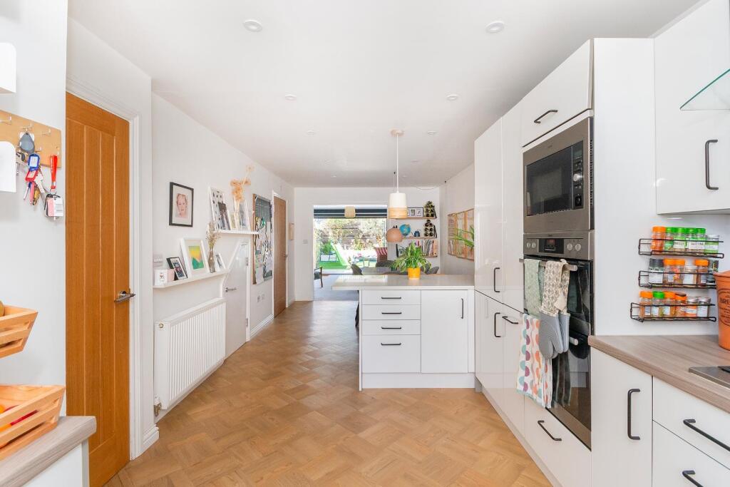 0S7FRBR - Kitchen Diner A.jpg