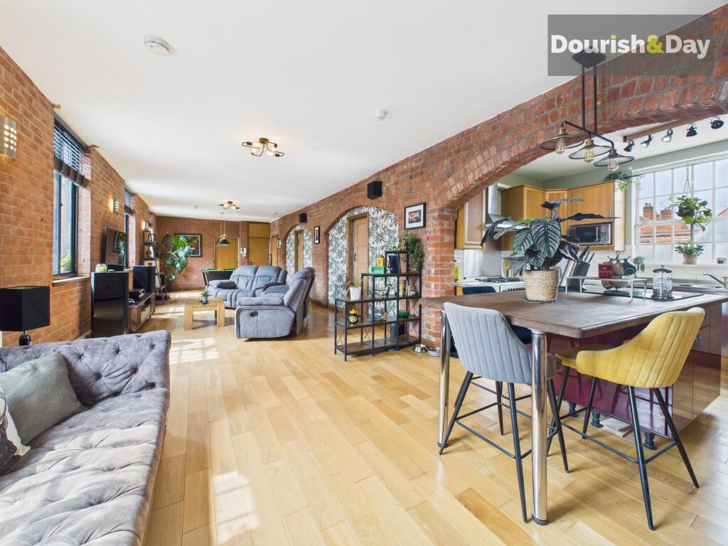 Living / Dining Room