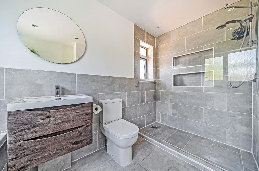 1355970-2-68cd6af...