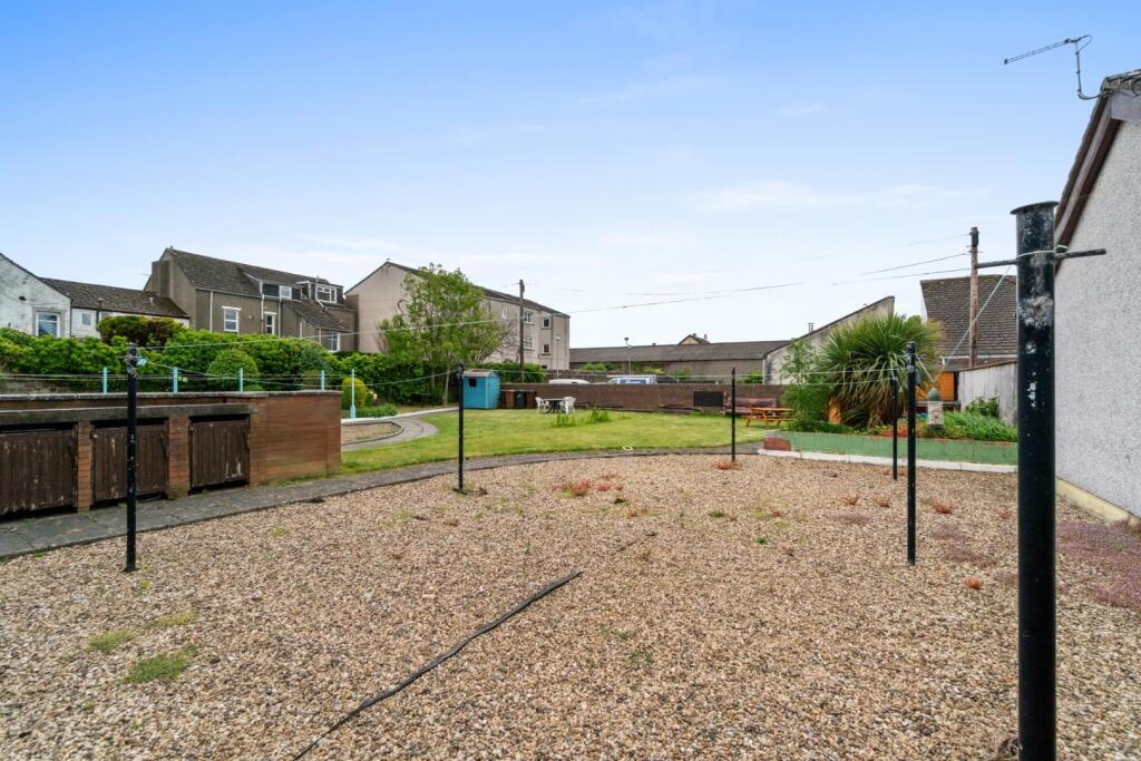 15_70 nelson street, largs  (15).jpg