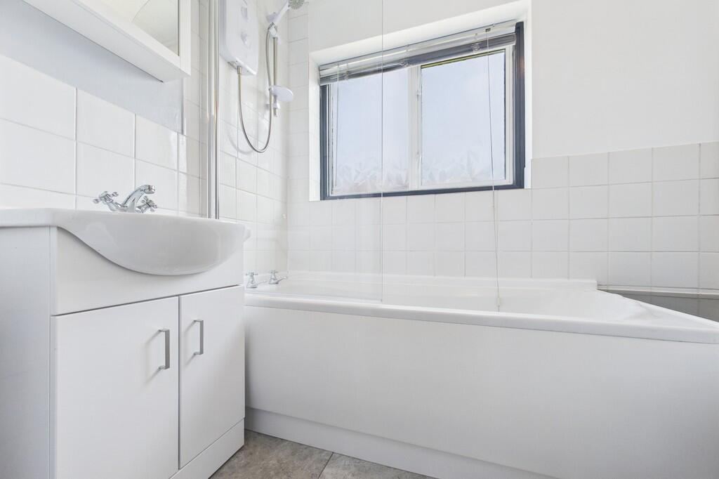 CAM01085G0-PR0577...