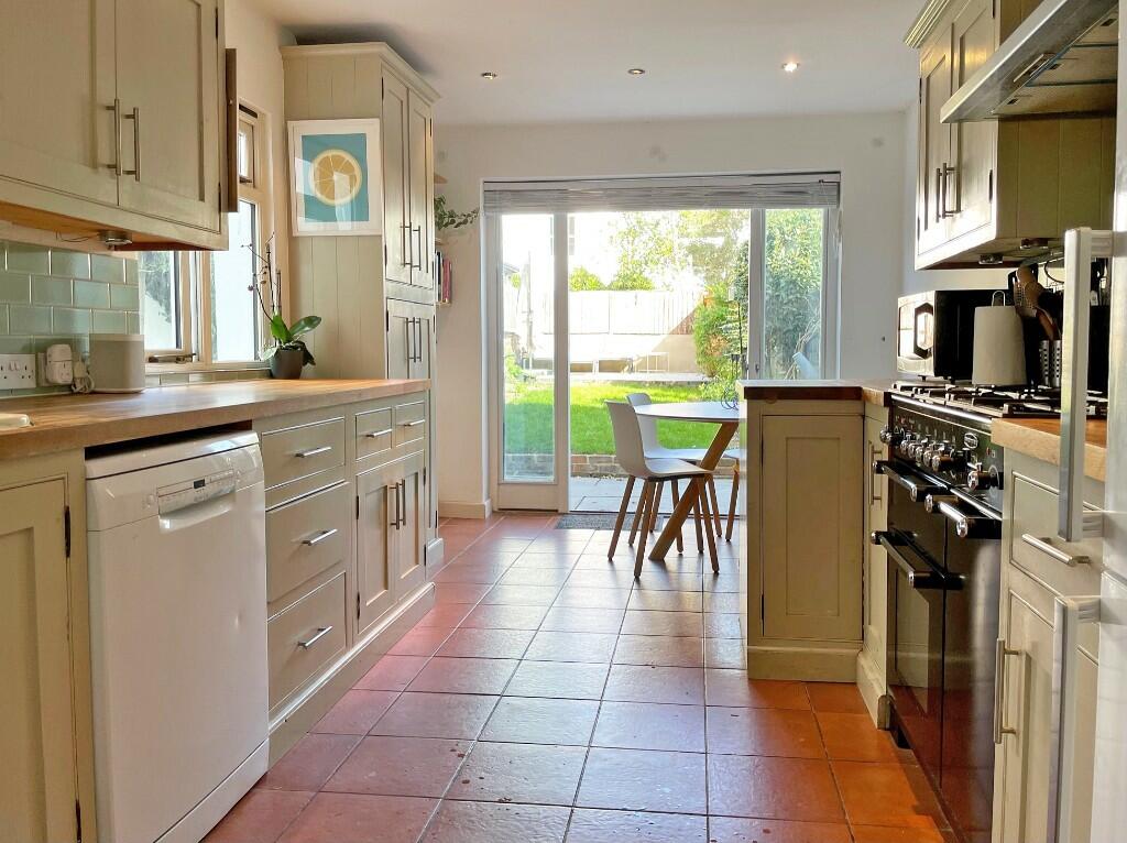 Kit/Breakfast Room
