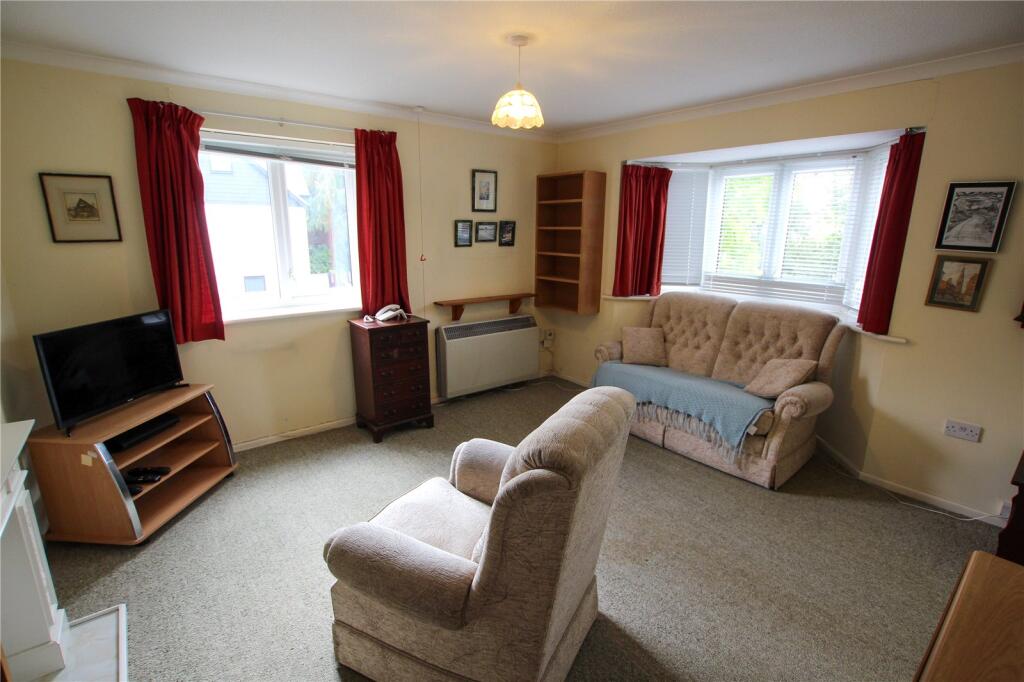 Living/Dining Room.