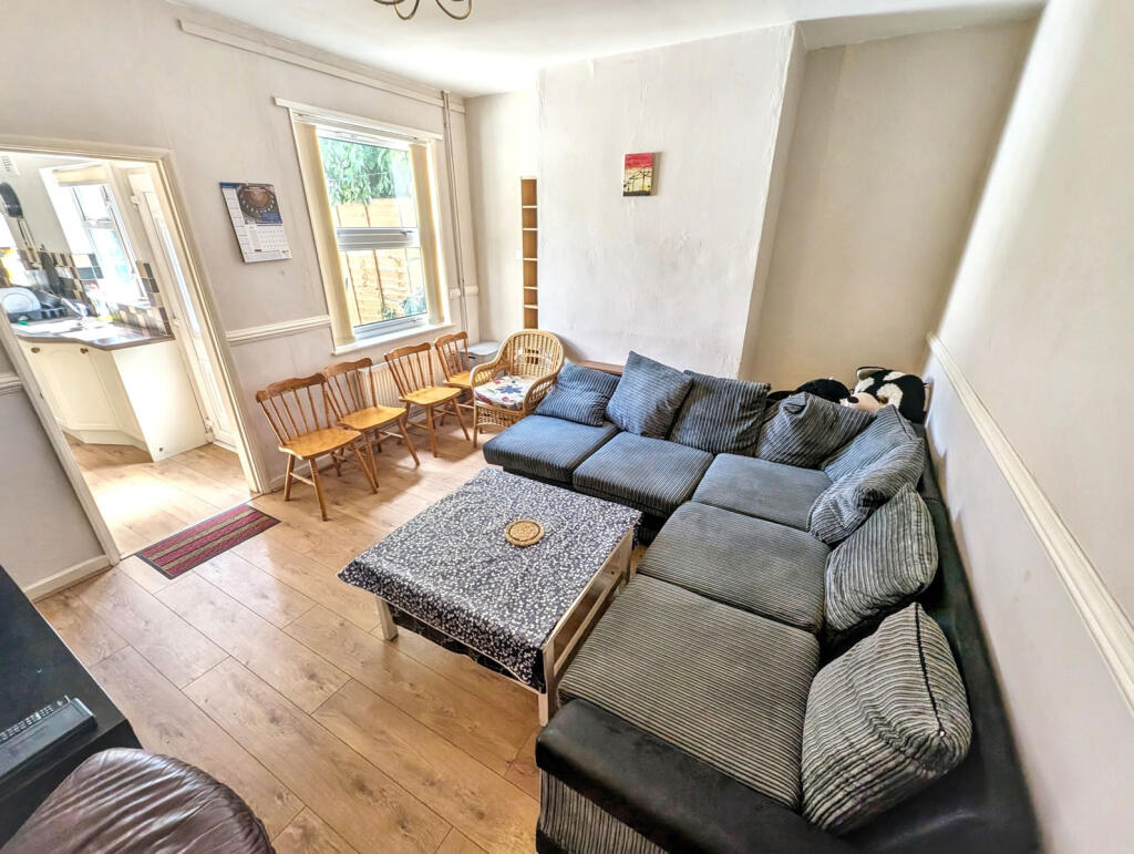 GLAPTON701737220250525135701_PXL_20250525_11435...