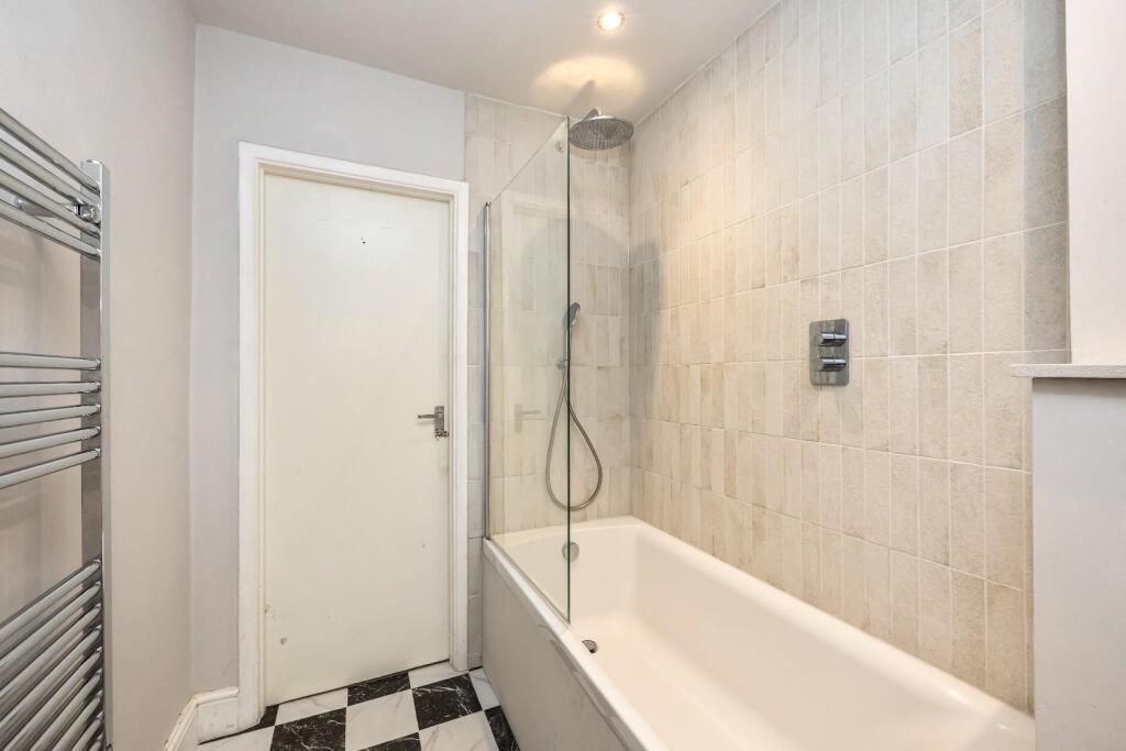 Granville Road, 6, Flat A-006.JPG