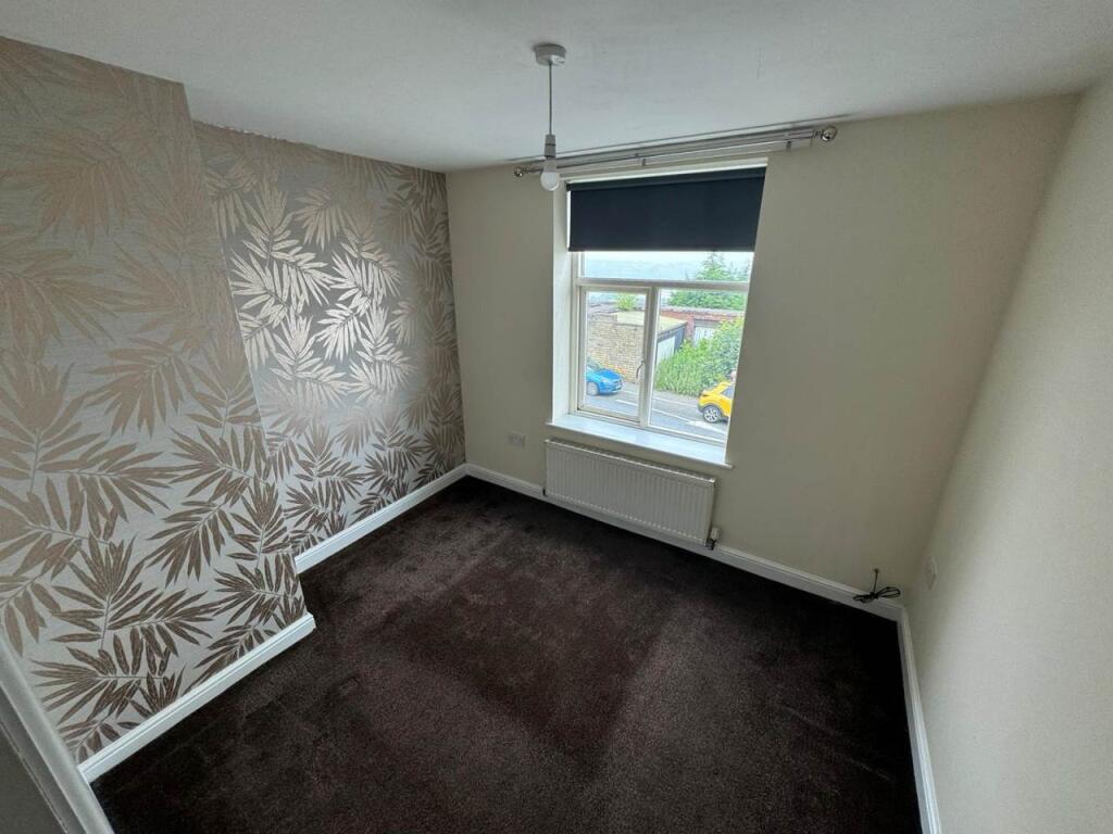 44 Scarlet Heights -
