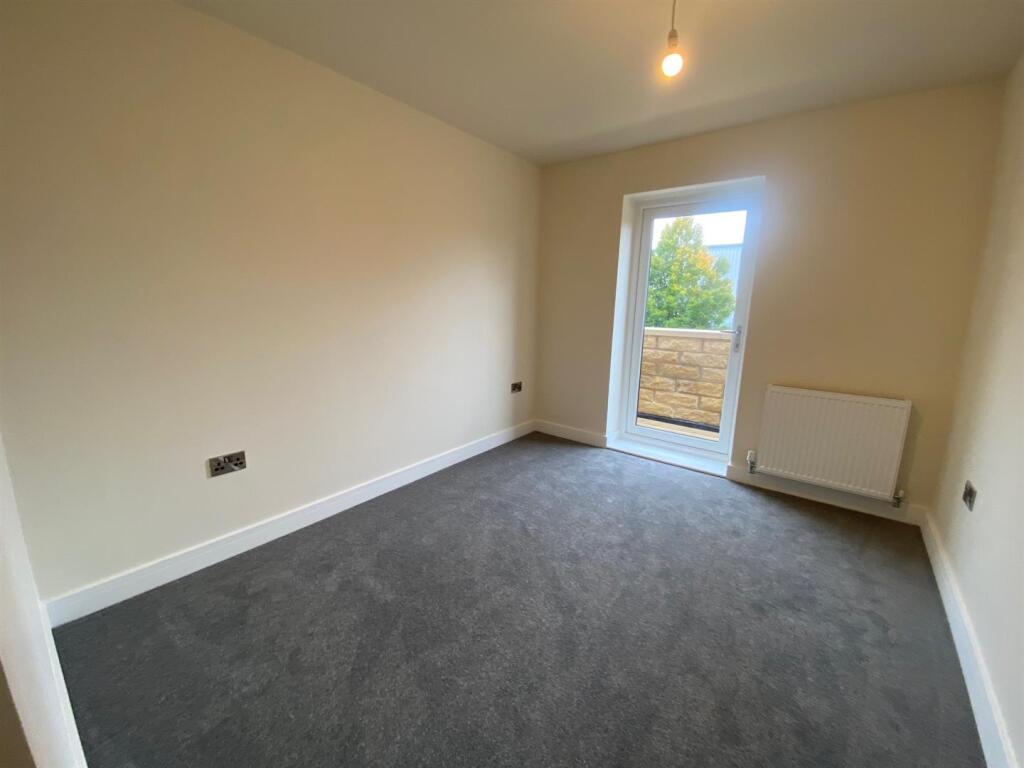 BEDROOM 3.jpg
