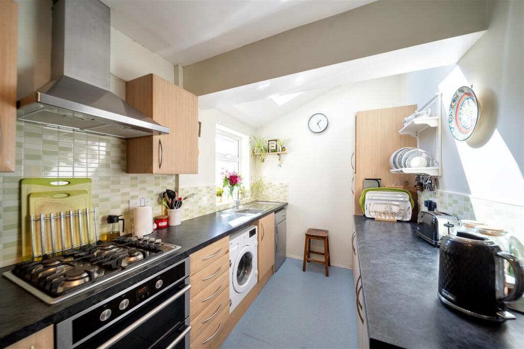 294 Sidegate Lane Re-Edit-6.jpg