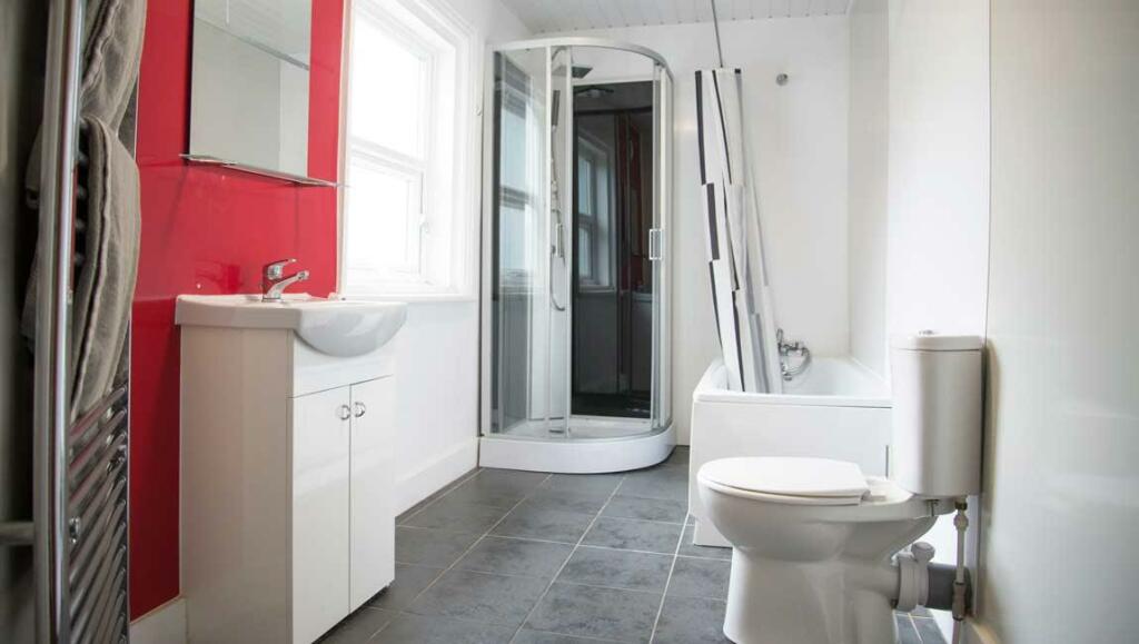 8-bed-student-house-britannia-road-north-1-portsmo