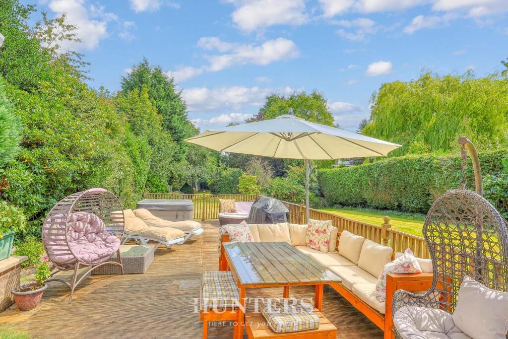 126 Boothroyden Road (56).jpg