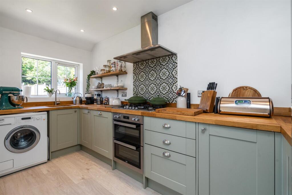 15 Howard Road_21.jpg
