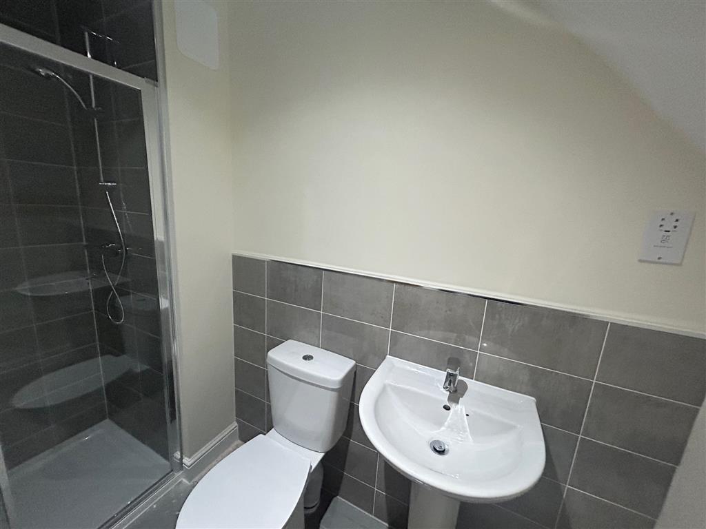 En-suite Bathroom