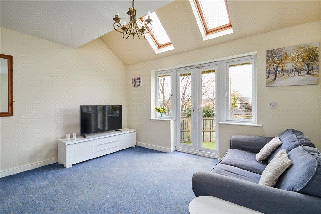 Light &amp; Spacious