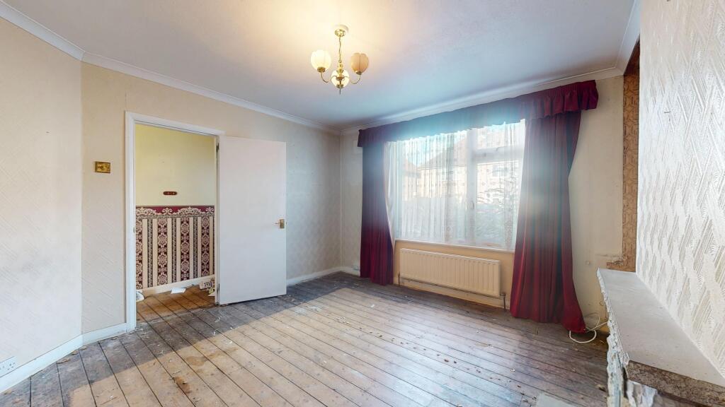 7 Canonsleigh Road, Dagenham, RM9 4DJ