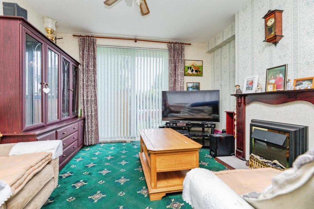 pbox-living_room-315575.jpg