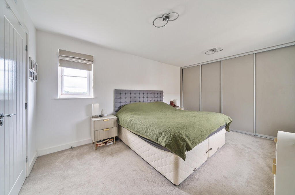 1328161-6-687e5b2...