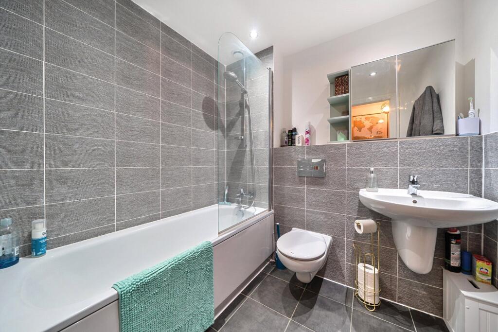 1304224-12-684863...