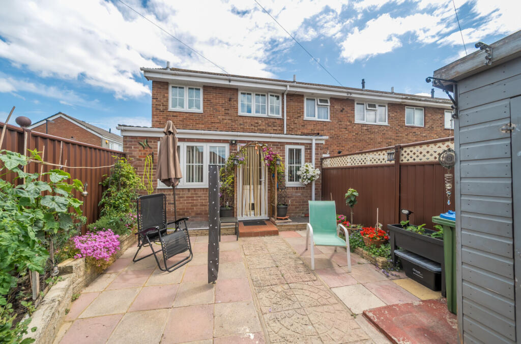 1315969-8-685d54b...