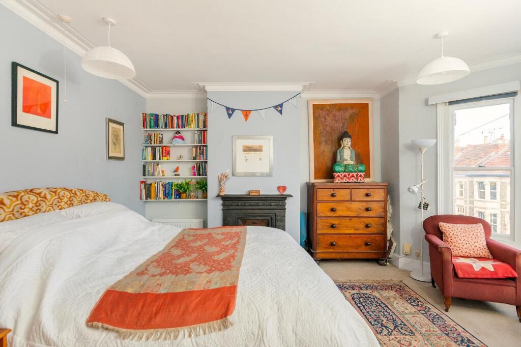 2S0RKE - Bedroom I.jpg