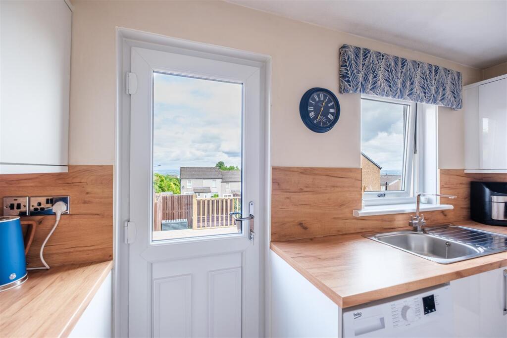 Ailsa Court-16.jpg