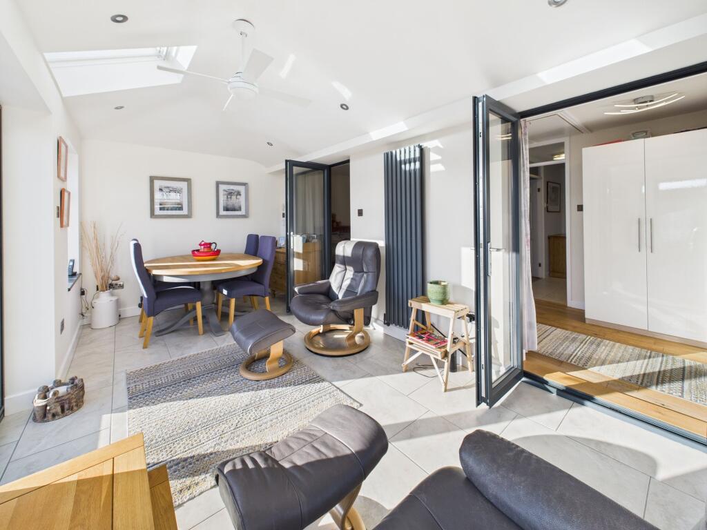 Garden Room/Dining Room