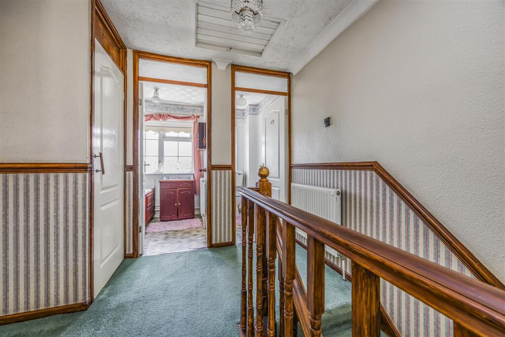 8 Moorgreen Road, Havant-PorticoMarketing-SoldBy-1