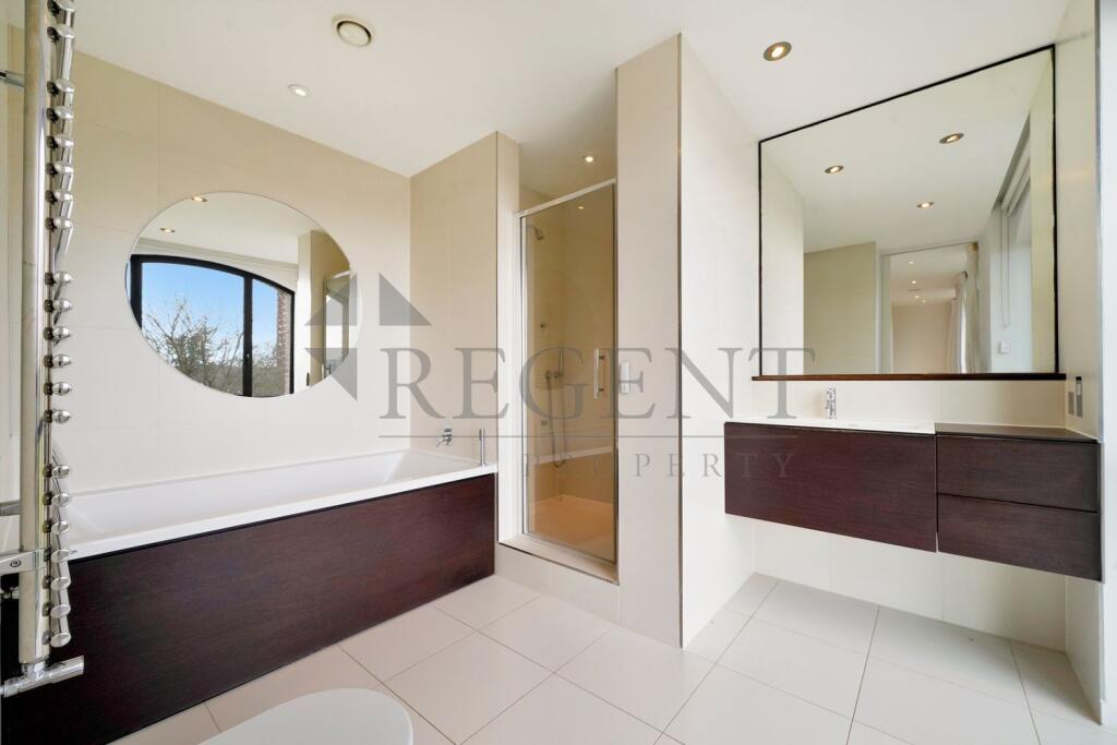 En-suite 1
