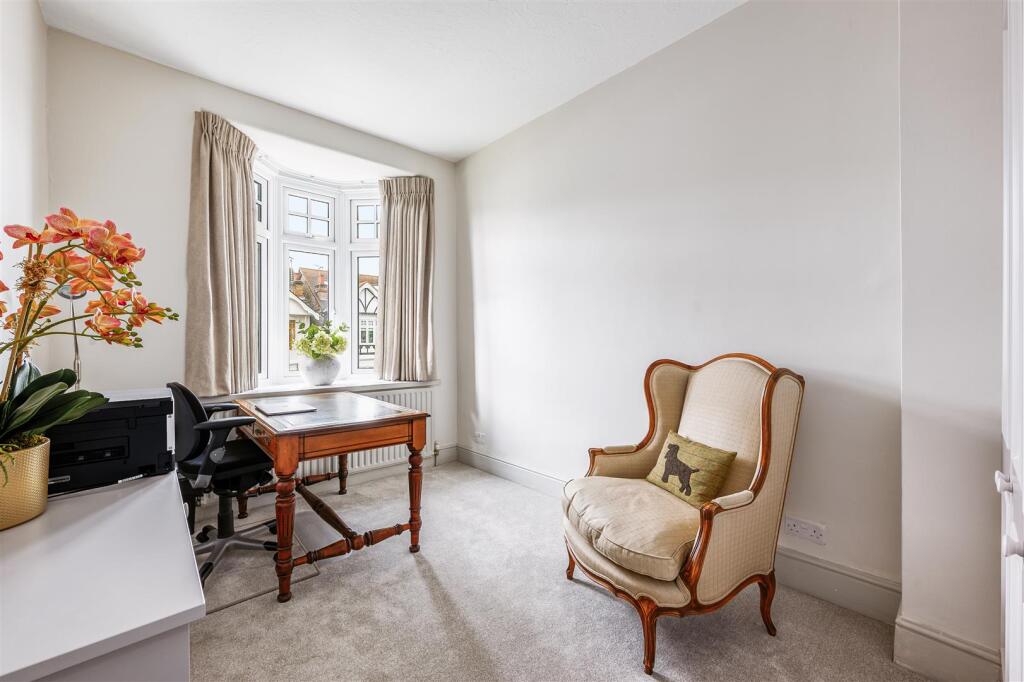 36 Loveday Road (7).jpg