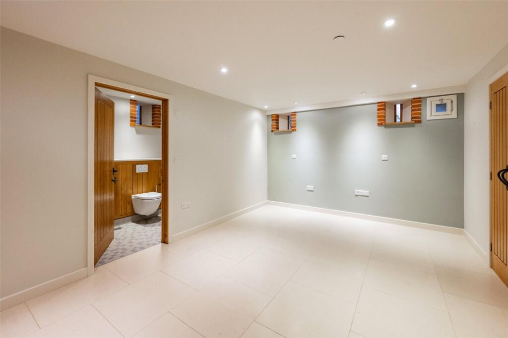 Ground Floor Bedroom