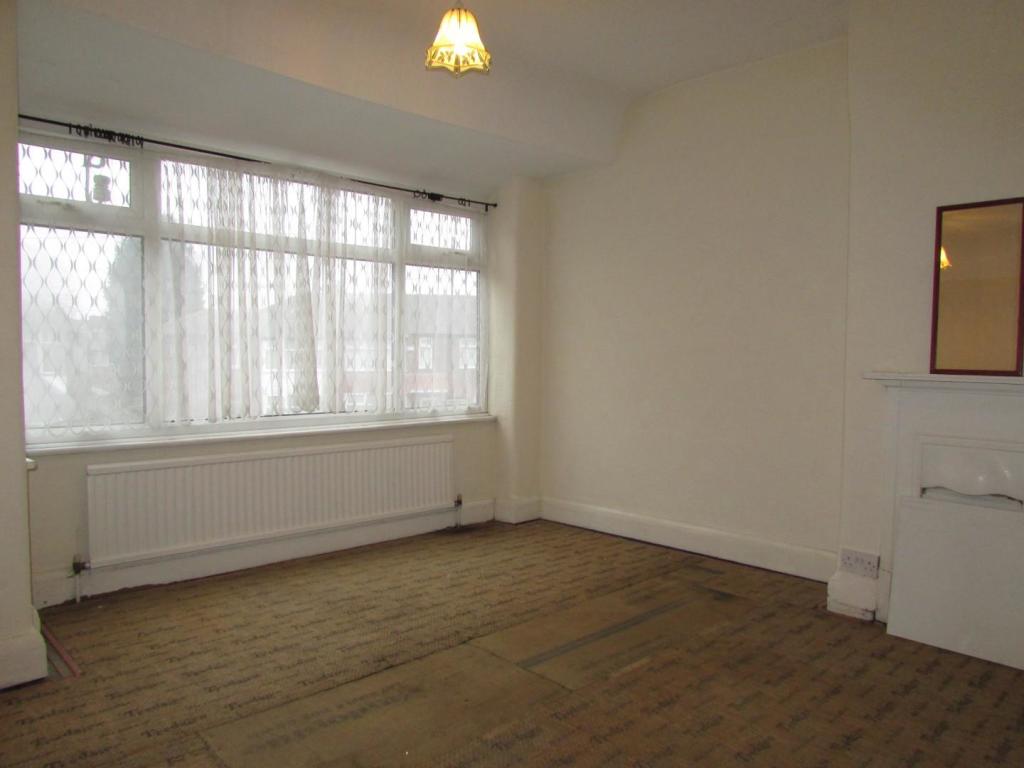 MasseyAve19bed1.JPG