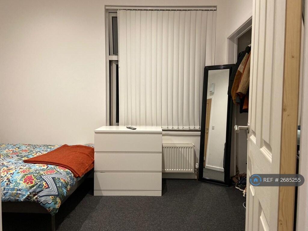 Room 4