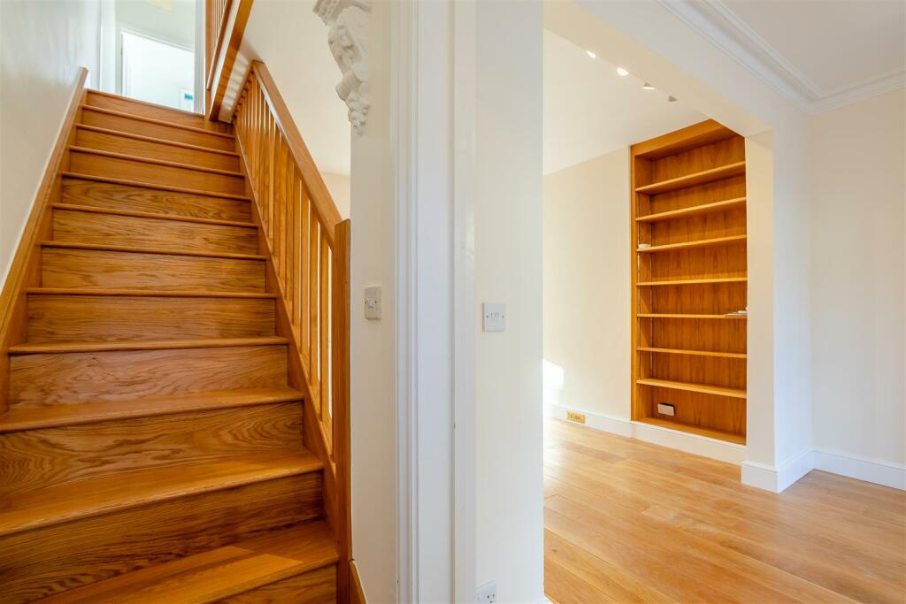 Hall + stairs 2 MR42.jpg